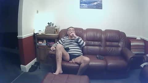 Snapshot of maxi_johnes chatting on 01/26/25, 09:29 MAX online show from 01/26/25, 09:29