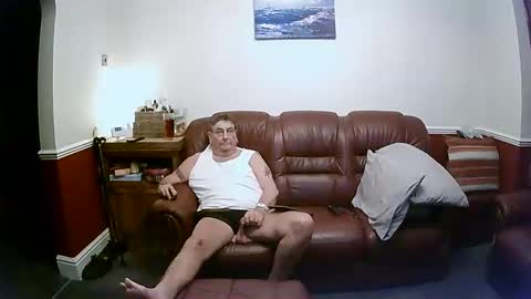 Snapshot of maxi_johnes chatting on 02/22/25, 01:00 MAX online show from 02/22/25, 01:00