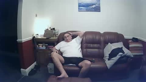 Snapshot of maxi_johnes chatting on 03/04/25, 09:22 MAX online show from 03/04/25, 09:22