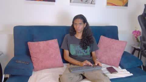 Maxi  Max online show from 06/20/26, 07:27