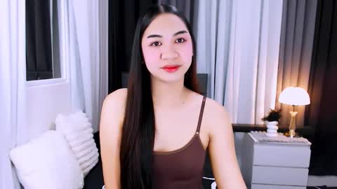 maxie greyson online show from 12/16/25, 06:18