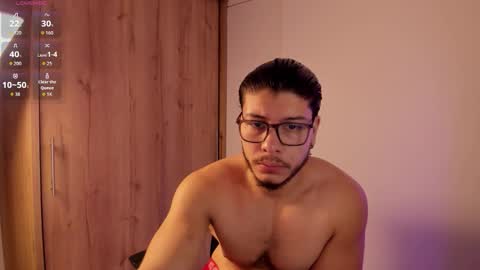 Mikael online show from 11/11/25, 10:04