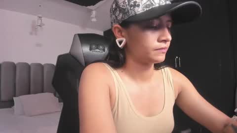 Snapshot of maxigarcia_ chatting on 05/23/26, 11:09 Maxi online show from 05/23/26, 11:09