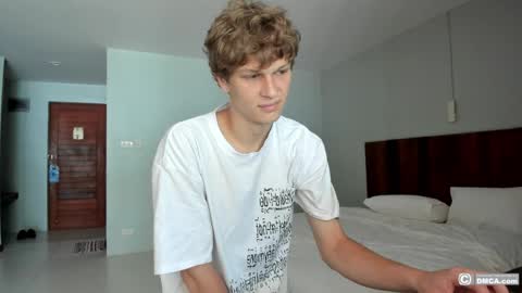 maxim burn online show from 04/18/26, 06:28