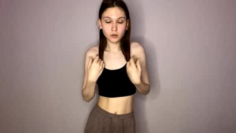 Snapshot of maximaboamah chatting on 06/01/26, 02:13 July online show from 06/01/26, 02:13