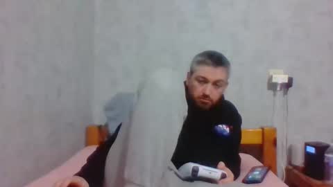 Snapshot of maximefrxx chatting on 12/20/24, 10:11 Maxime online show from 12/20/24, 10:11