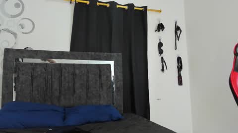 Snapshot of maximiliano_khalil chatting on 12/04/25, 07:44 Maximiliano online show from 12/04/25, 07:44