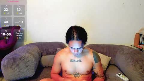 maximiliano_scoott_ online show from 04/07/26, 06:25