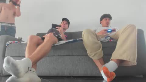 maximo__77 online show from 11/20/25, 07:46