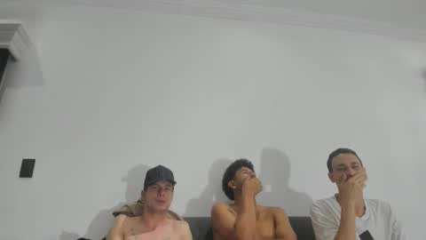 maximo__77 online show from 11/22/25, 08:02