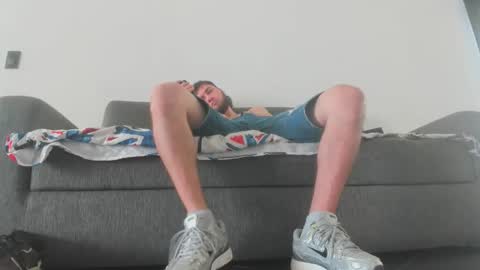 maximo__77 online show from 11/22/25, 08:19