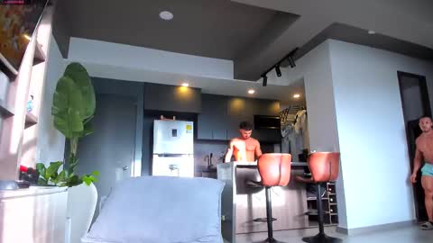 Snapshot of maximo_and_marcelo chatting on 12/04/25, 12:03 maximo_and_marcelo online show from 12/04/25, 12:03