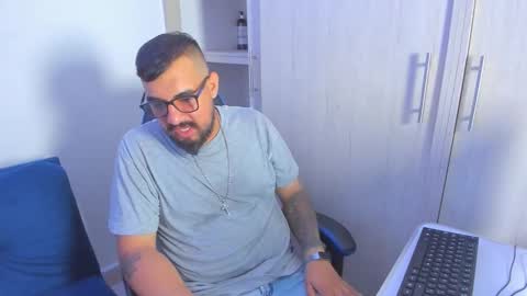 Snapshot of maximo_garcia75 chatting on 12/02/25, 05:19 maximo_garcia75 online show from 12/02/25, 05:19