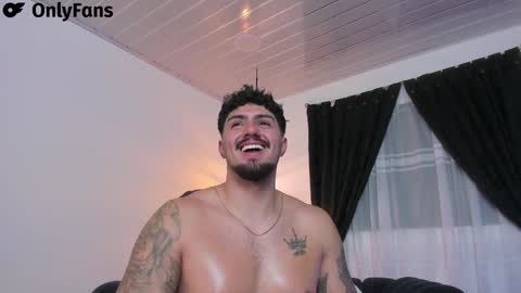 Snapshot of maximo_rodriguez chatting on 02/02/25, 10:02 Maximo online show from 02/02/25, 10:02