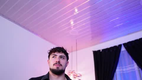 Maximo online show from 02/02/26, 05:06