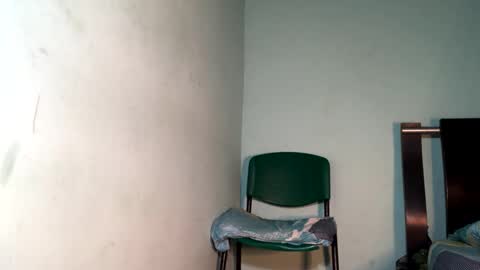 Maximo Aron Vega online show from 02/14/25, 02:44