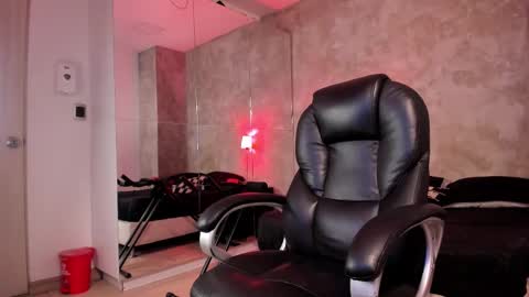 Snapshot of maximo_zahir chatting on 01/05/26, 07:39 maximo_zahir online show from 01/05/26, 07:39