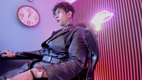 Snapshot of maximoking26 chatting on 02/19/26, 04:19 MAXIMO online show from 02/19/26, 04:19