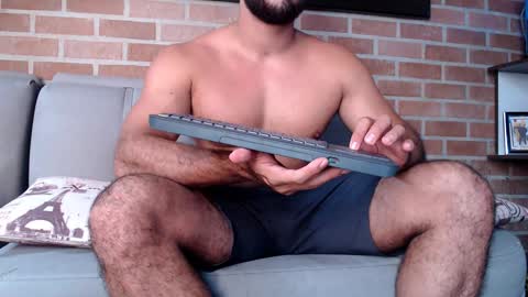 Snapshot of maximotorricelli chatting on 02/04/25, 06:38 maximotorricelli online show from 02/04/25, 06:38