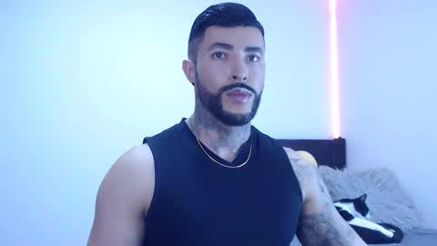 Snapshot of maximus_golden chatting on 11/04/25, 03:38 Independent Model online show from 11/04/25, 03:38