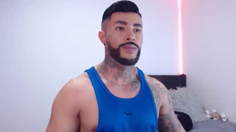 Snapshot of maximus_golden chatting on 11/19/25, 03:28 Independent Model online show from 11/19/25, 03:28