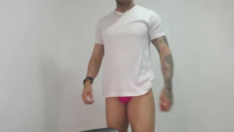 Independent Model online show from 05/04/26, 04:41