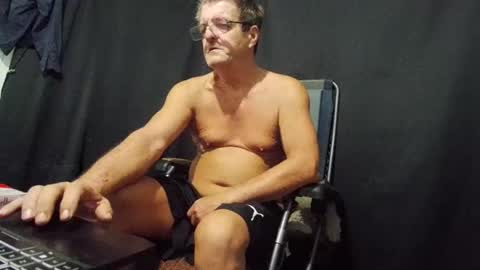 Snapshot of maximus_oreally chatting on 01/31/25, 09:37 Max online show from 01/31/25, 09:37