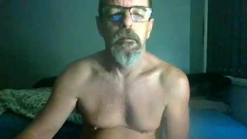 Snapshot of maximus_oreally chatting on 06/14/26, 12:52 Max online show from 06/14/26, 12:52