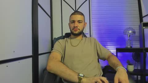 Maximus online show from 10/04/25, 11:14