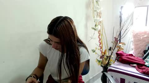 Snapshot of maxinesex_ chatting on 02/22/25, 03:14 maxinesex_ online show from 02/22/25, 03:14