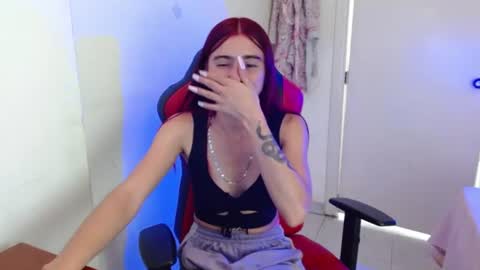 Snapshot of maxinesex_ chatting on 07/10/26, 02:30 maxinesex_ online show from 07/10/26, 02:30