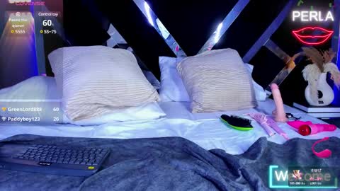 Snapshot of maxirogers chatting on 02/22/25, 12:27 Maxi Rogers online show from 02/22/25, 12:27