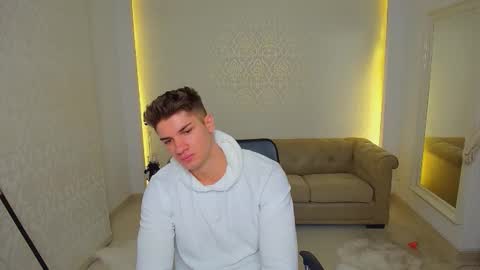 MaxKaiden online show from 11/05/25, 05:51