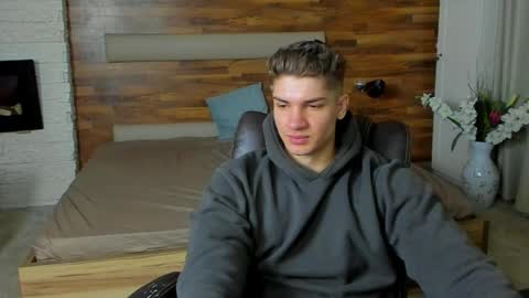 MaxKaiden online show from 03/30/26, 04:35