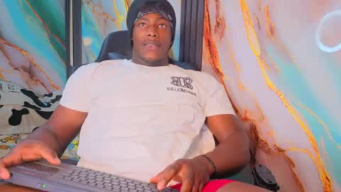 Maxmuscle10 online show from 05/25/26, 03:07