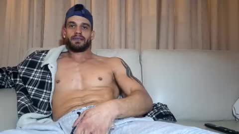 Luca Dominus online show from 10/02/25, 01:29