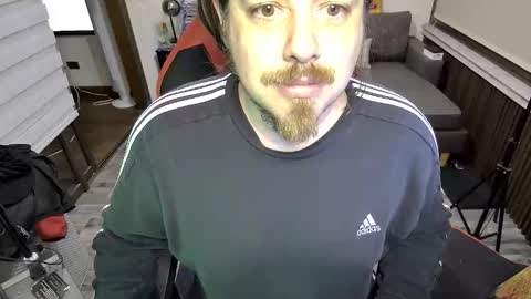 Max online show from 11/16/25, 05:57