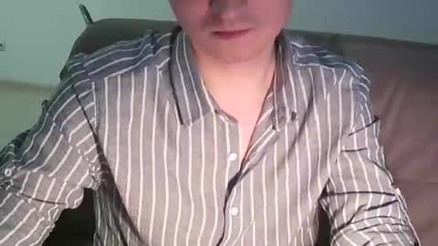 Snapshot of maxrelax90 chatting on 01/11/25, 09:04 maxrelax90 online show from 01/11/25, 09:04