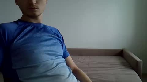 Snapshot of maxrelax90 chatting on 10/06/25, 09:07 maxrelax90 online show from 10/06/25, 09:07