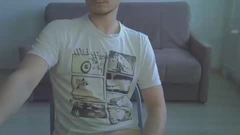 Snapshot of maxrelax90 chatting on 02/22/26, 02:48 maxrelax90 online show from 02/22/26, 02:48