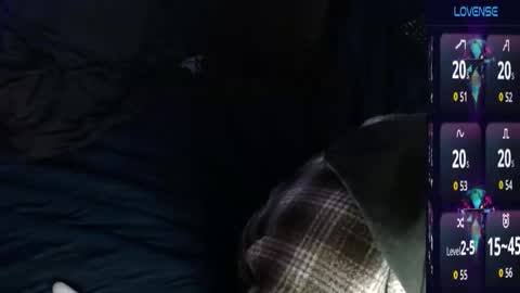 MaxRouger online show from 10/24/25, 07:27