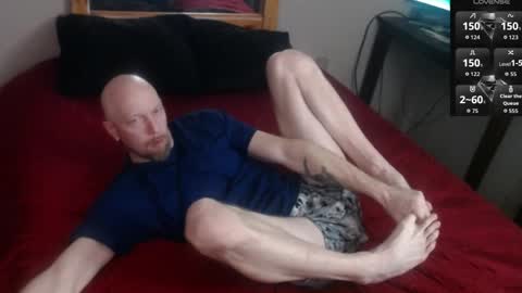 MaxRouger online show from 04/15/26, 09:04