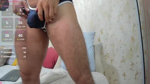 Snapshot of maxstrong01 chatting on 12/12/24, 02:48 Max online show from 12/12/24, 02:48