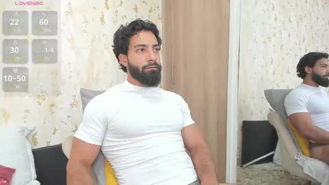 Snapshot of maxstrong01 chatting on 03/06/25, 04:28 Max online show from 03/06/25, 04:28