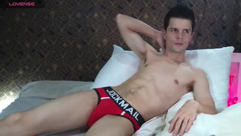 Snapshot of maxtopboy chatting on 09/18/25, 09:11 Max online show from 09/18/25, 09:11