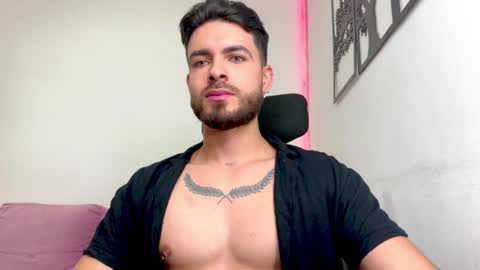 Snapshot of maxtowers chatting on 12/04/24, 04:10 Maxi online show from 12/04/24, 04:10