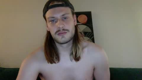 Snapshot of maxwatts95 chatting on 12/09/24, 11:45 Max Watts online show from 12/09/24, 11:45