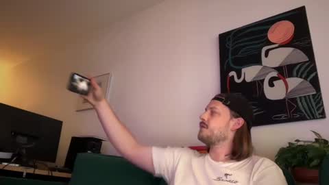 Snapshot of maxwatts95 chatting on 06/28/26, 11:33 Max Watts online show from 06/28/26, 11:33