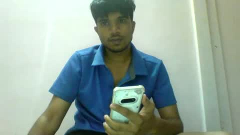 Snapshot of maxwell884480 chatting on 05/26/26, 02:02 maxwell884480 online show from 05/26/26, 02:02