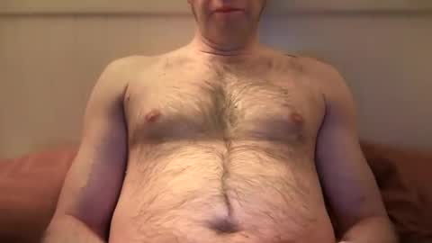 Snapshot of maxwellj1234 chatting on 01/28/25, 10:34 maxwellj1234 online show from 01/28/25, 10:34